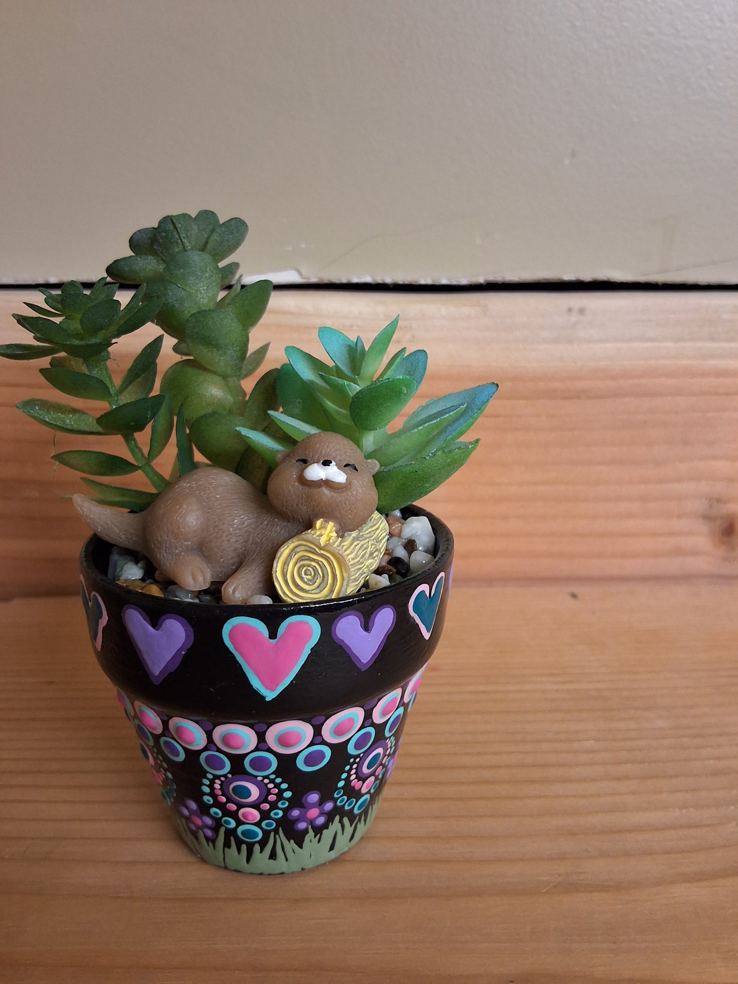 Mini River Otter Pot